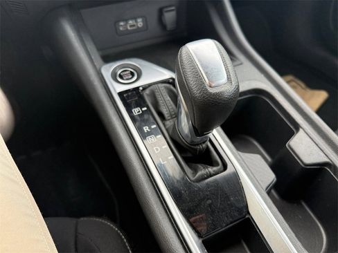 Used 2023 Nissan Sentra SV image 20