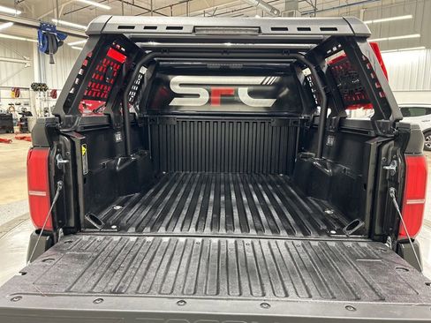 Used 2025 Toyota Tacoma TRD Off-Road image 25