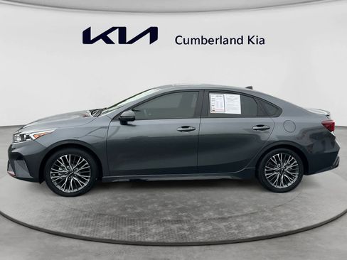 Used 2024 Kia Forte GT-Line w/ GT-Line Premium Package FWD image 2