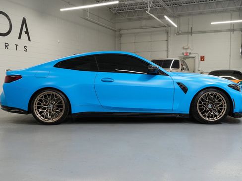 Used 2025 BMW M4 CS AWD/4WD image 38