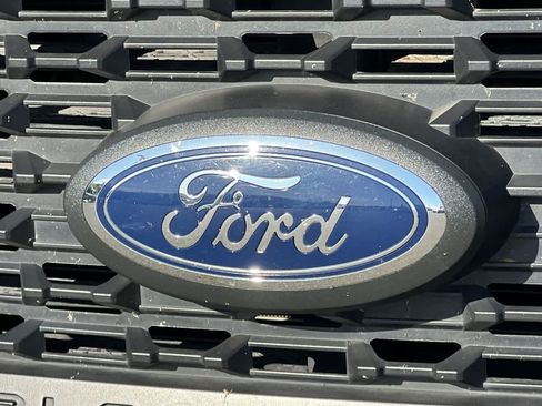 Used 2022 Ford F150 XLT w/ Equipment Group 302A High AWD/4WD image 16