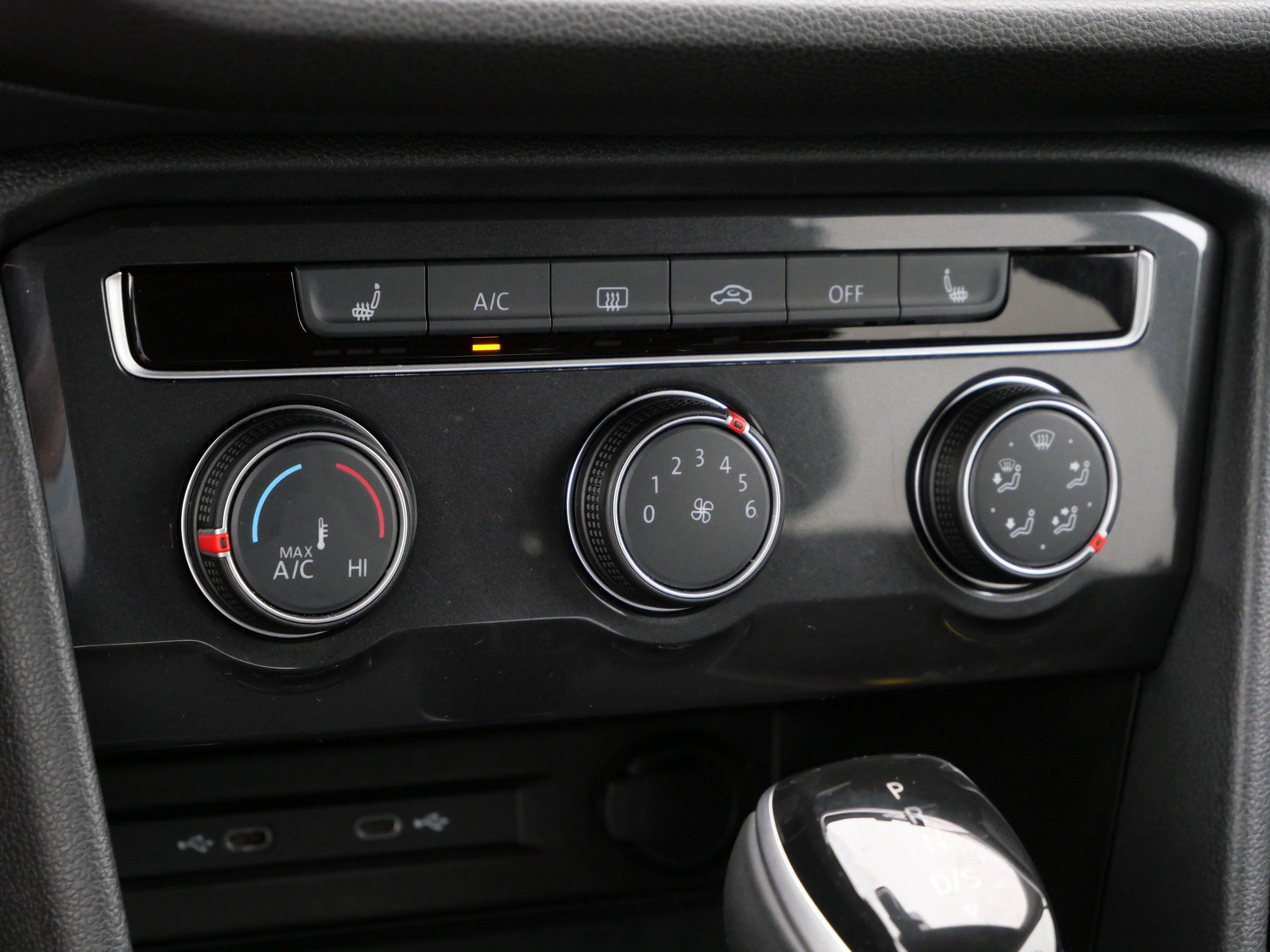 Certified 2024 Volkswagen Tiguan S w/ MDO Package, Two-Row AWD/4WD image 23