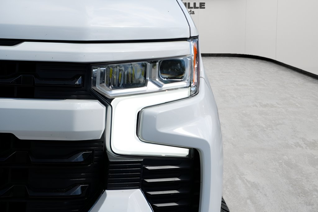 Used 2024 Chevrolet Silverado 1500 RST AWD/4WD image 5