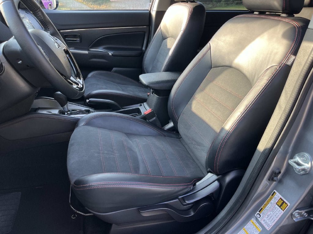 Used 2024 Mitsubishi Outlander Sport SE AWD/4WD image 27