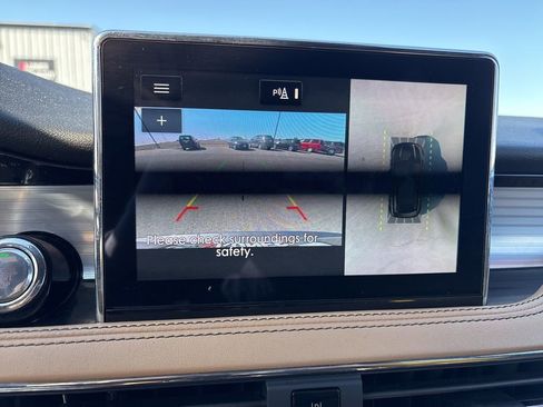 Used 2021 Lincoln Corsair Reserve image 36