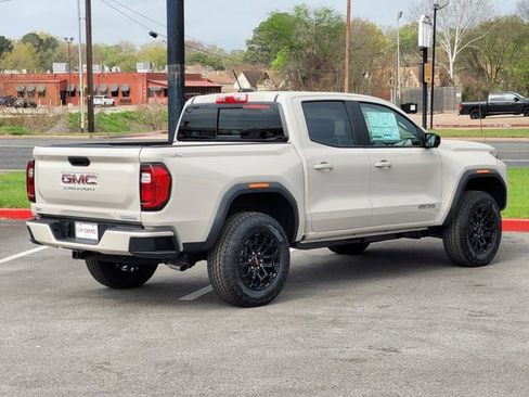 New 2026 GMC Canyon Elevation w/ Convenience Package image 4