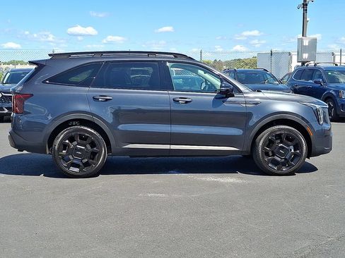 Certified 2024 Kia Sorento X-Line EX AWD/4WD image 7