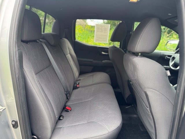 Used 2019 Toyota Tacoma TRD Off-Road AWD/4WD image 17