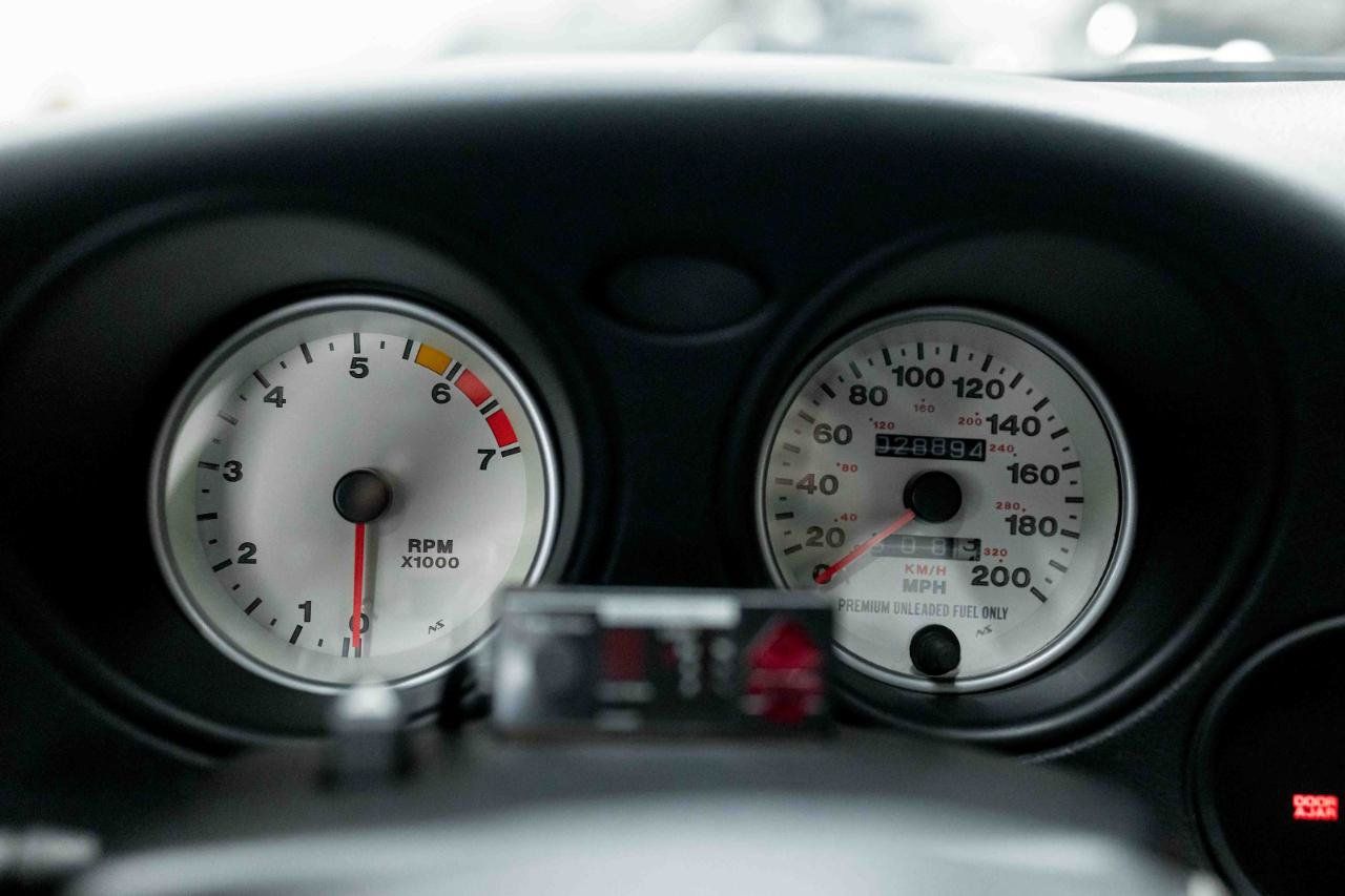 Used 2000 Dodge Viper GTS RWD image 39