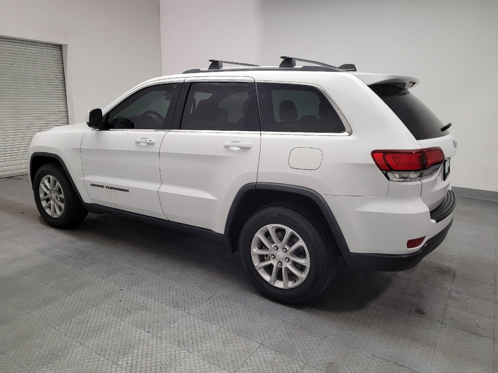 Used 2021 Jeep Grand Cherokee Laredo X RWD image 3