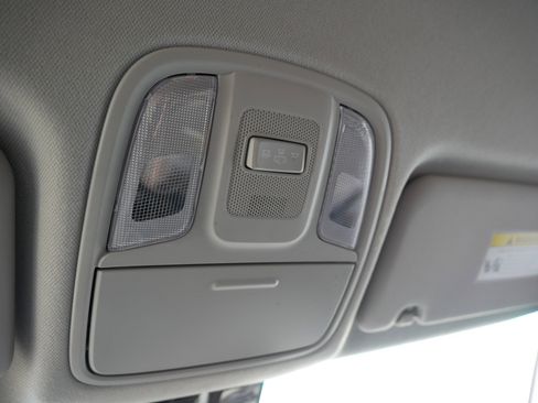 Certified 2022 Kia Niro LXS image 32