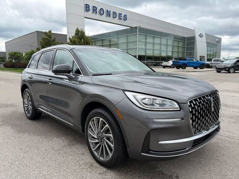 Used 2023 Lincoln Corsair Reserve AWD/4WD image 1