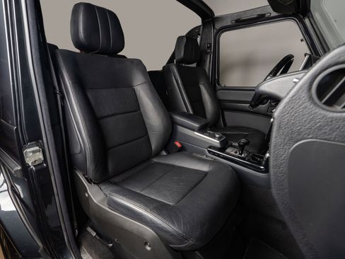 Used 2013 Mercedes-Benz G 500 image 31