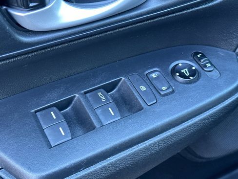 Used 2018 Honda CR-V LX image 13