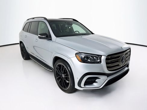 Used 2026 Mercedes-Benz GLS 580 4MATIC image 1