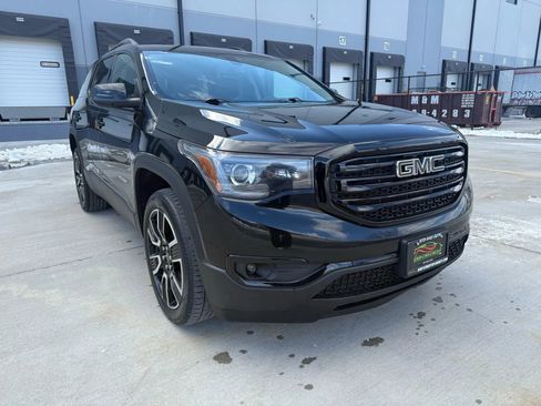 Used 2019 GMC Acadia SLT w/ Black Edition image 13