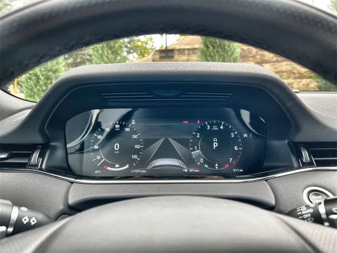 Certified 2022 Land Rover Range Rover Evoque R-Dynamic SE image 23