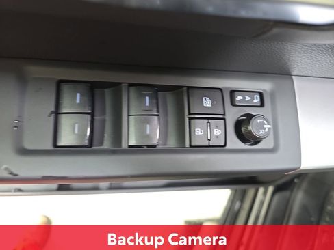 Certified 2025 Toyota Tundra Platinum image 34