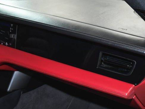 Used 2022 Porsche Taycan image 52