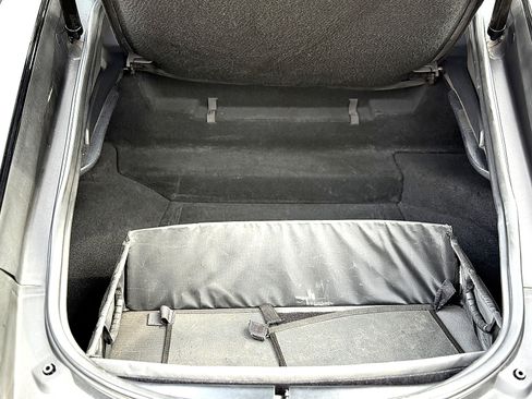 Used 2018 Jaguar F-TYPE R image 17