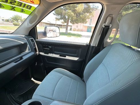 Used 2013 RAM 2500 Tradesman w/ Chrome Appearance Group AWD/4WD image 19