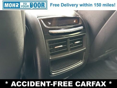 Used 2017 Cadillac XT5 Premium Luxury image 30