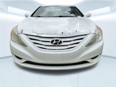 Used 2012 Hyundai Sonata GLS w/ Popular Equipment Pkg FWD image 2