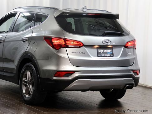 Used 2017 Hyundai Santa Fe Sport image 8