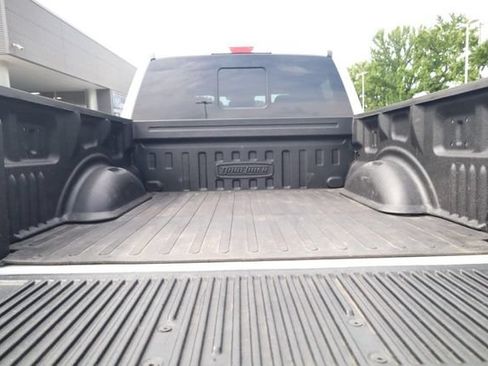 Used 2017 Ford F150 XLT w/ Equipment Group 302A Luxury AWD/4WD image 22