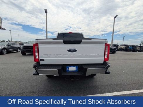 Used 2024 Ford F250 XLT w/ FX4 Off-Road Package AWD/4WD image 5