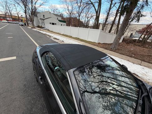 Used 2012 BMW 650i xDrive Convertible image 12