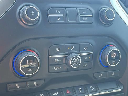 Used 2021 Chevrolet Silverado 1500 RST w/ LPO, Blackout Package image 20