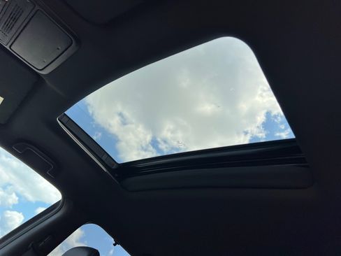 Used 2022 Honda Pilot TrailSport image 24