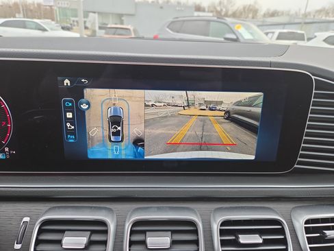 Used 2025 Mercedes-Benz GLE 450 4MATIC image 13