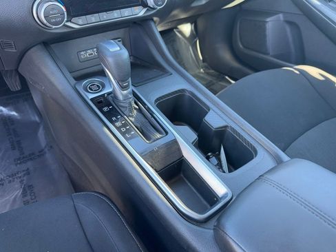 Used 2020 Nissan Sentra SV image 17