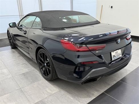 Used 2022 BMW M850i xDrive Convertible image 4