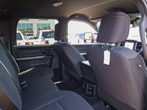 New 2026 RAM 2500 Tradesman AWD/4WD image 16