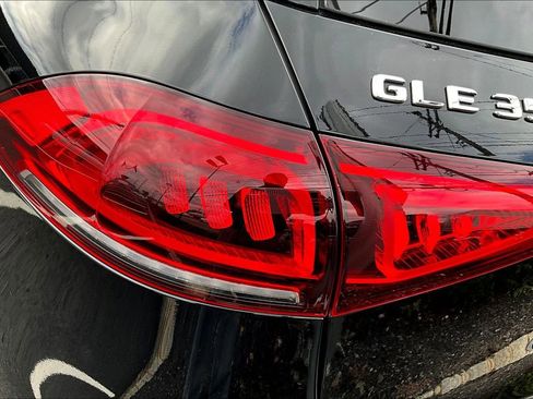 Certified 2020 Mercedes-Benz GLE 350 4MATIC image 24