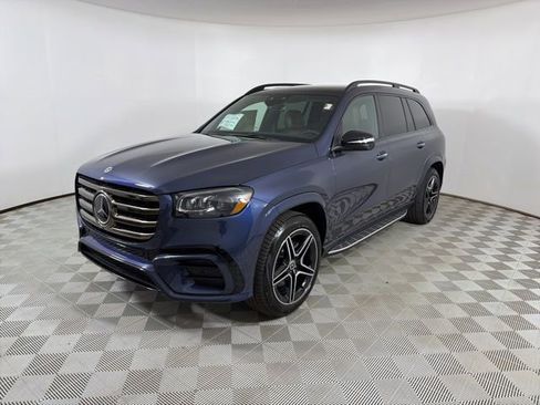 New 2026 Mercedes-Benz GLS 450 4MATIC image 3