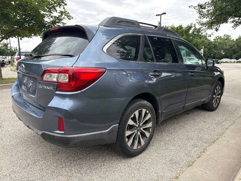 Used 2015 Subaru Outback 2.5i Limited AWD/4WD image 5