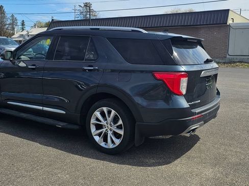 Used 2022 Ford Explorer Platinum w/ Equipment Group 601A AWD/4WD image 6