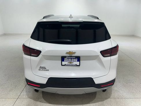 Used 2023 Chevrolet Blazer LT w/ Convenience Package FWD image 4