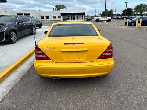 Used 2001 Mercedes-Benz SLK 320 image 7