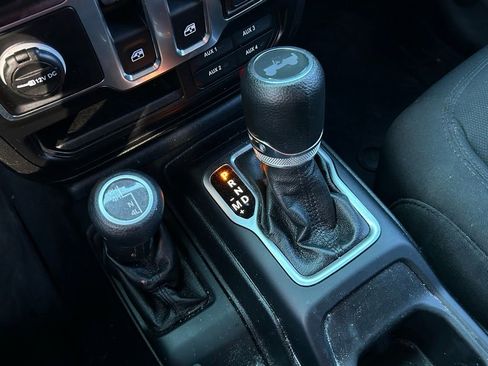 Used 2021 Jeep Wrangler Sport AWD/4WD image 27
