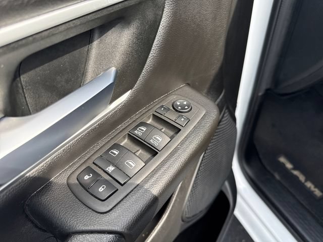 Used 2022 RAM 1500 Big Horn AWD/4WD image 12