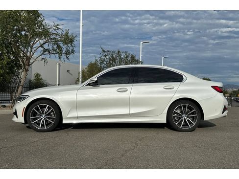 Used 2019 BMW 330i Sedan w/ Premium Package RWD image 2