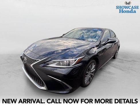 Used 2021 Lexus ES 350 w/ Premium Package FWD image 2