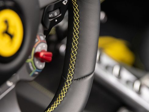Used 2023 Ferrari Portofino M RWD image 28