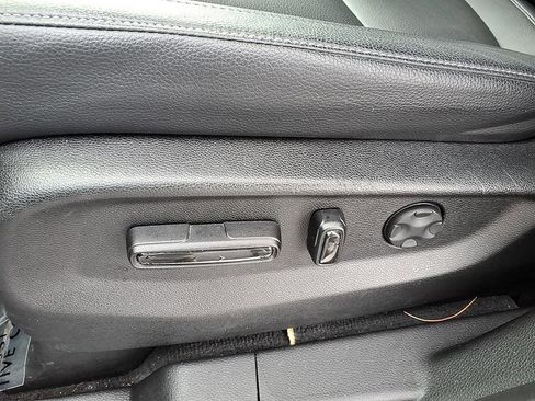 Used 2023 Honda Odyssey EX-L image 19