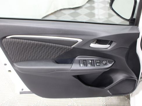 Used 2019 Honda Fit EX image 6